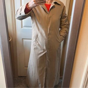 Vintage London Fog Long Tan Trench-Style Coat – Size 4